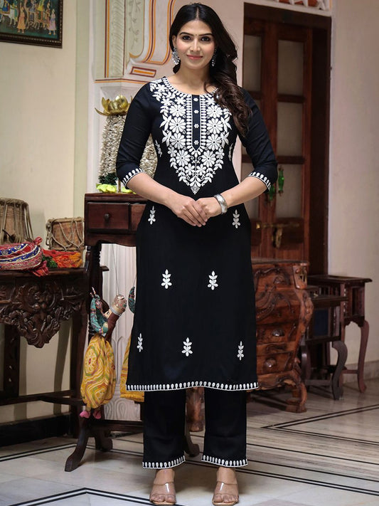Women Ethnic Motifs Embroidered Regular Chikankari Kurta with Trousers