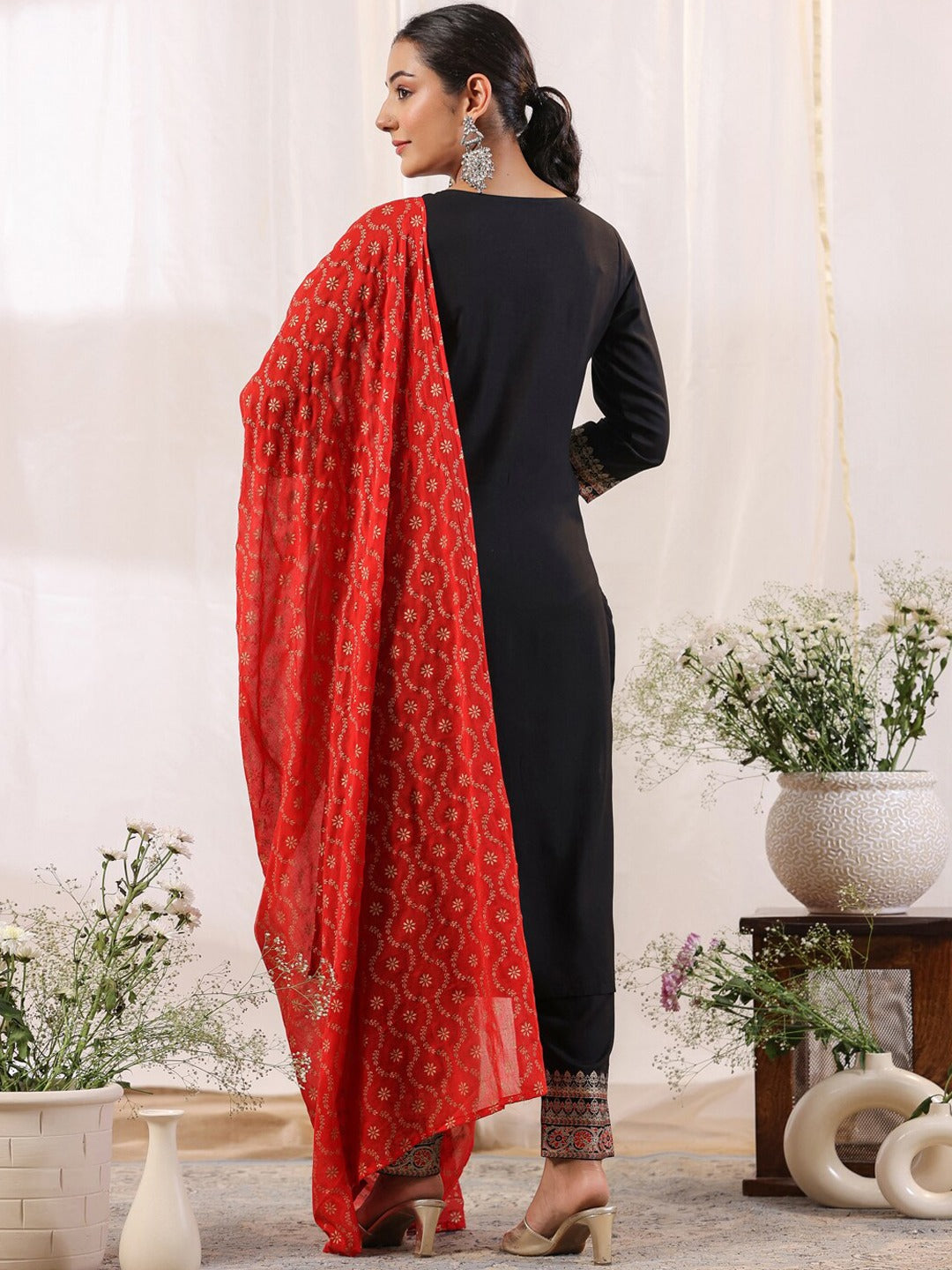 Ethnic Motifs Printed Regular Kurta With Trousers & Dupatta