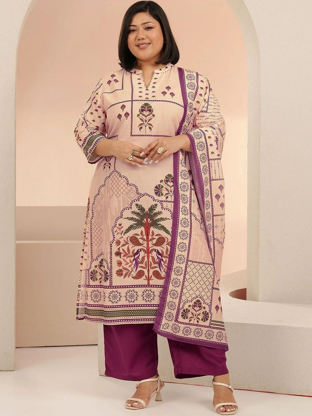 Women Ethnic Motifs Printed Regular Kurta with Trousers & With Dupatta