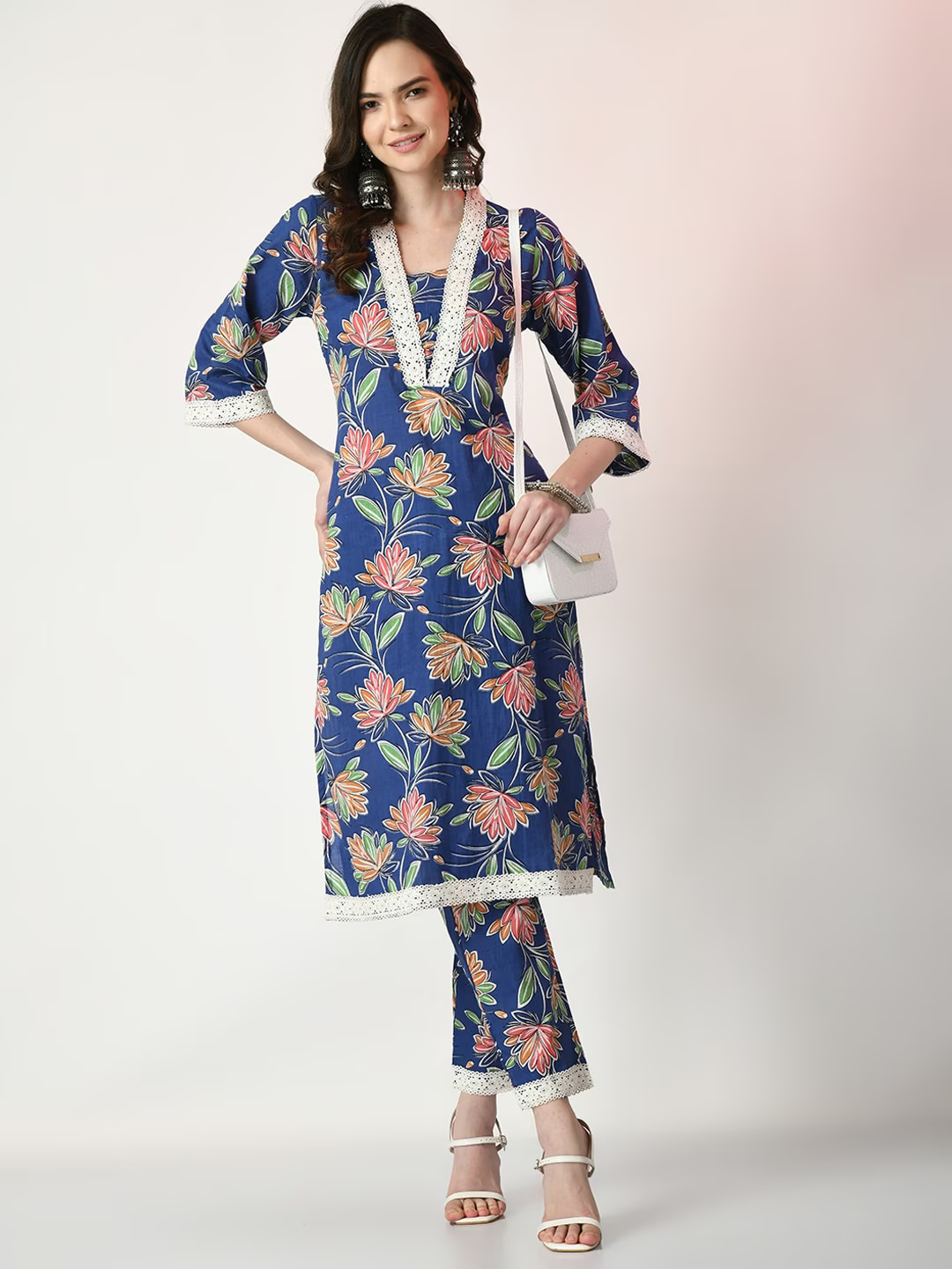 Blue, Green & Red Floral Printed Pure Cotton Straight Kurta With Trouser