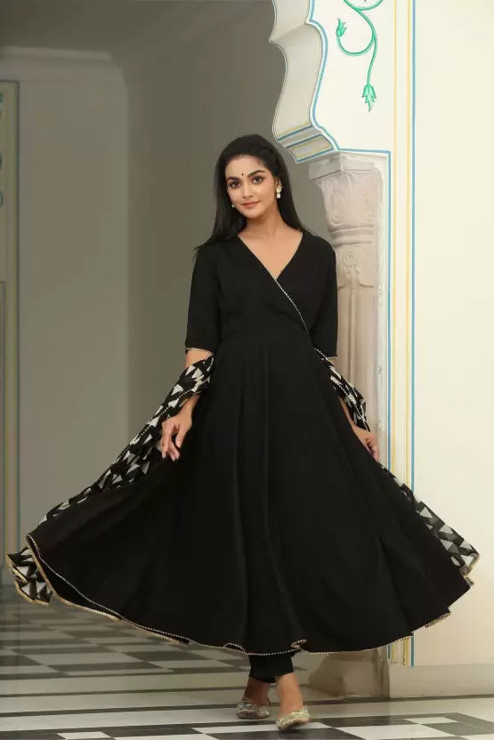 Women Black Viscose Rayon Kurta, Pant And Dupatta Set