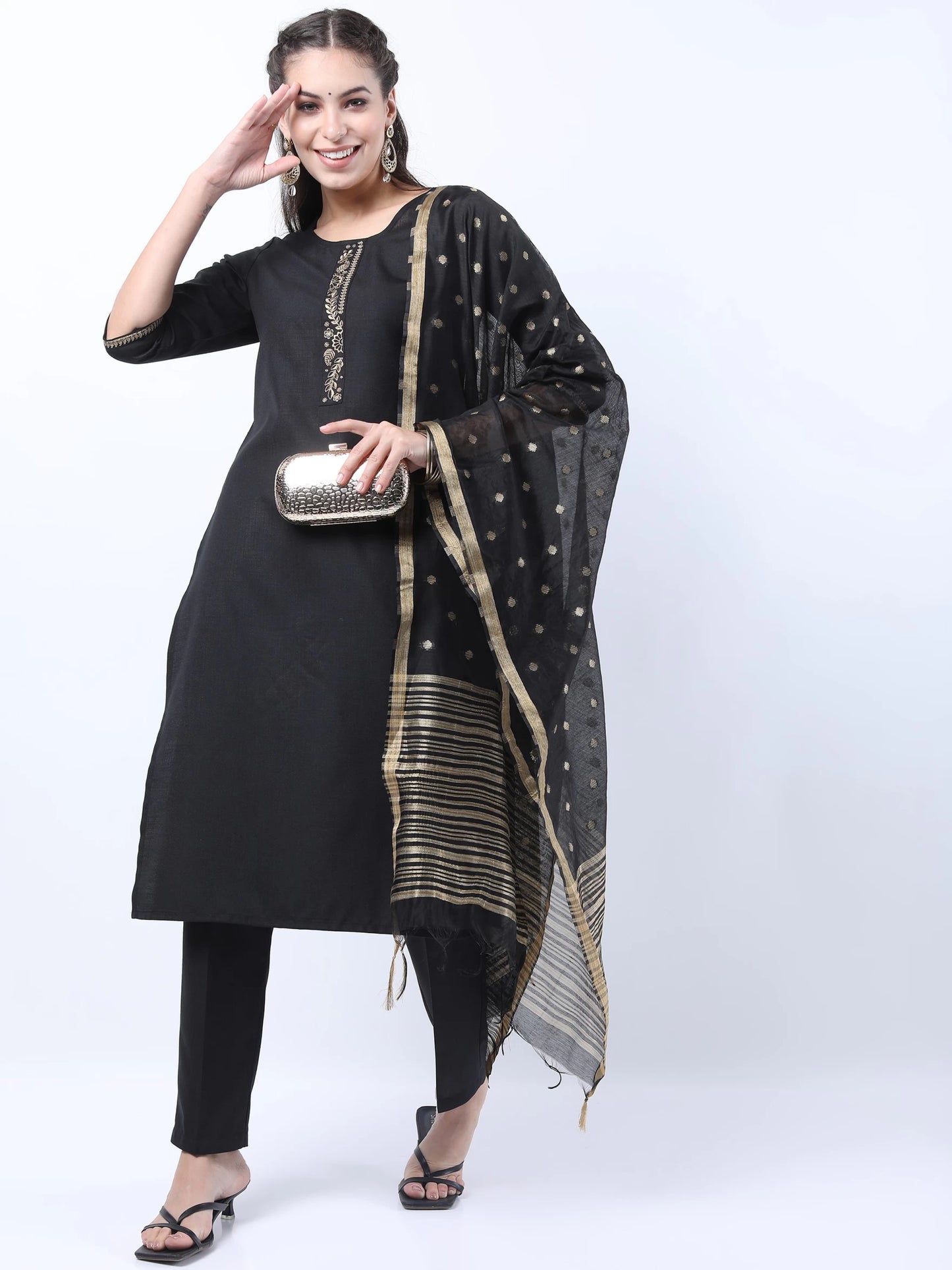 Women Cotton Blend Kurta Pant Dupatta Set