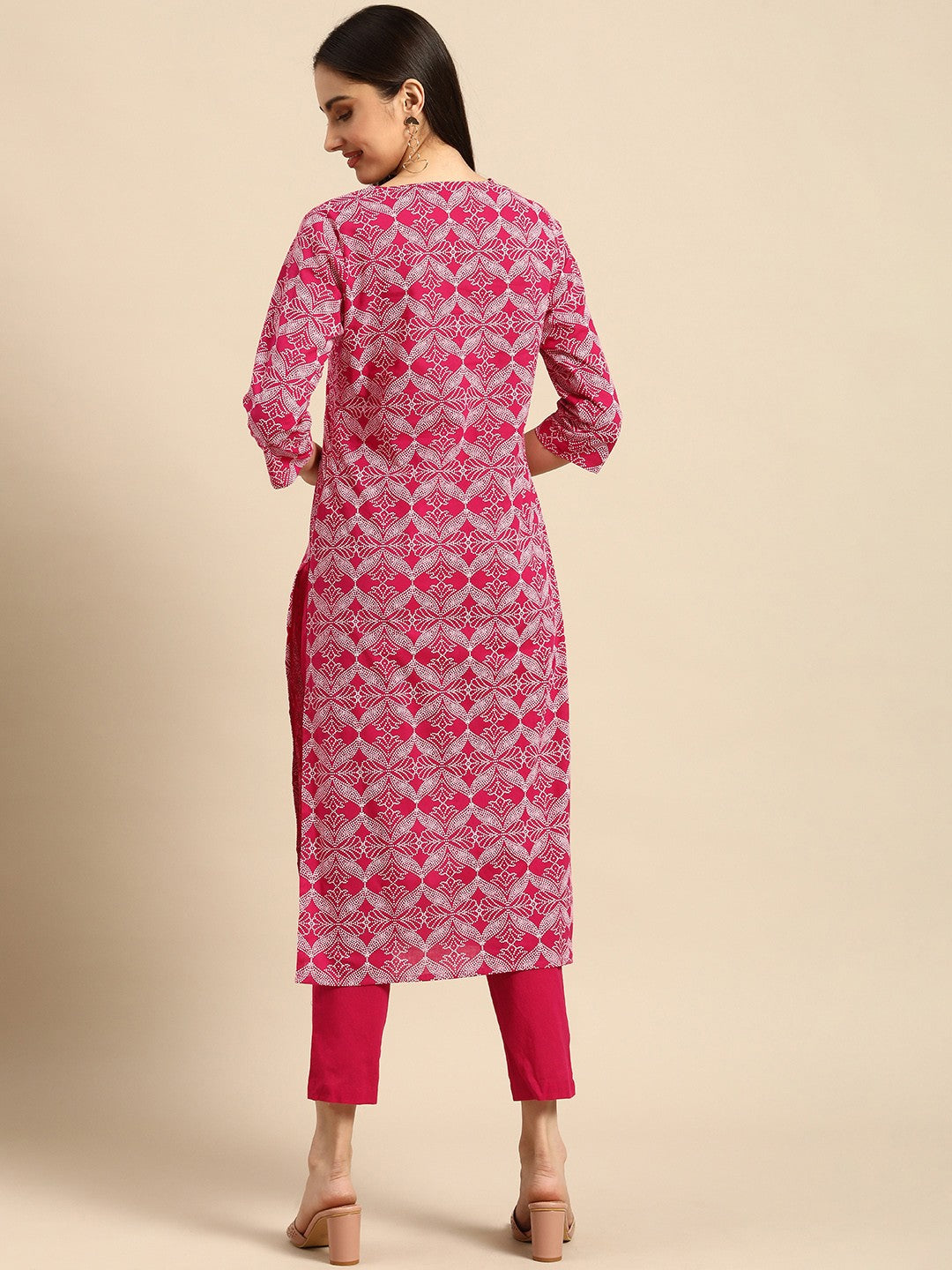 Women Pink Bandhani Printed Pure Cotton Kurta with Trousers