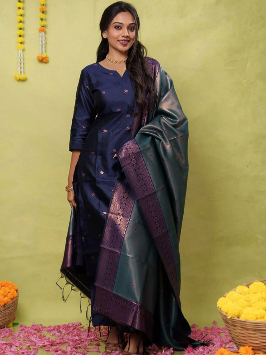 Women Regular Kurta with Trousers & With Dupatta