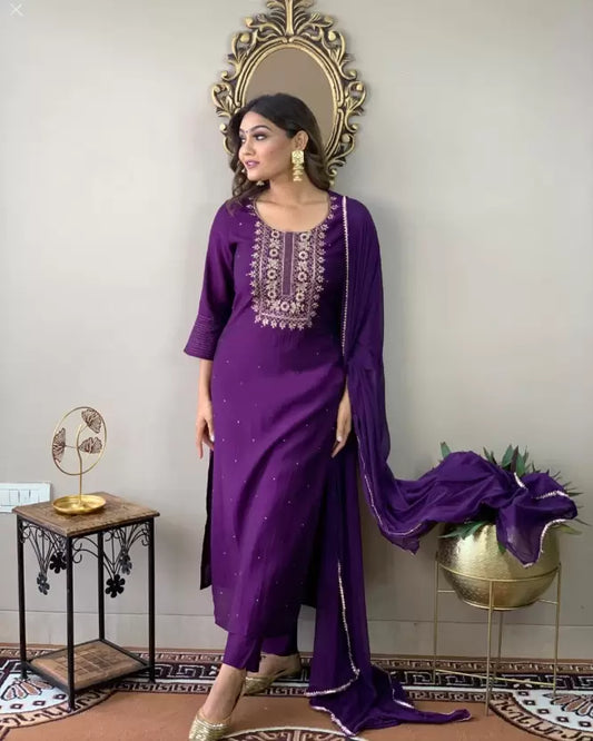 Women Purple Cotton Rayon Kurta Pant Dupatta Set