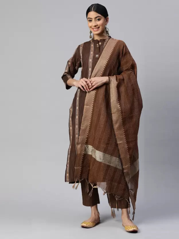 Women Cotton Blend Kurta Pant Dupatta Set