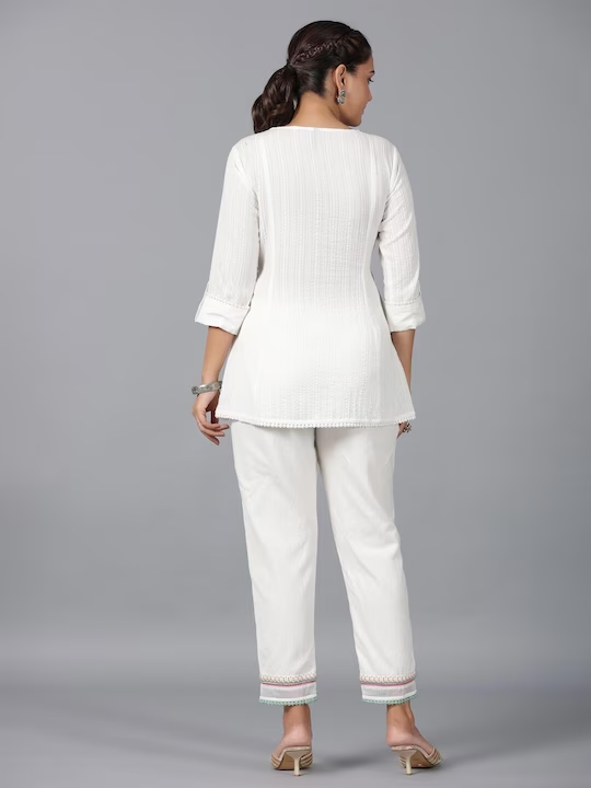 Embroidered Round Neck Three-Quarter Sleeve Co-Ords Set