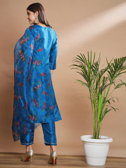 Women Silk Blend Kurta Pant Dupatta Set