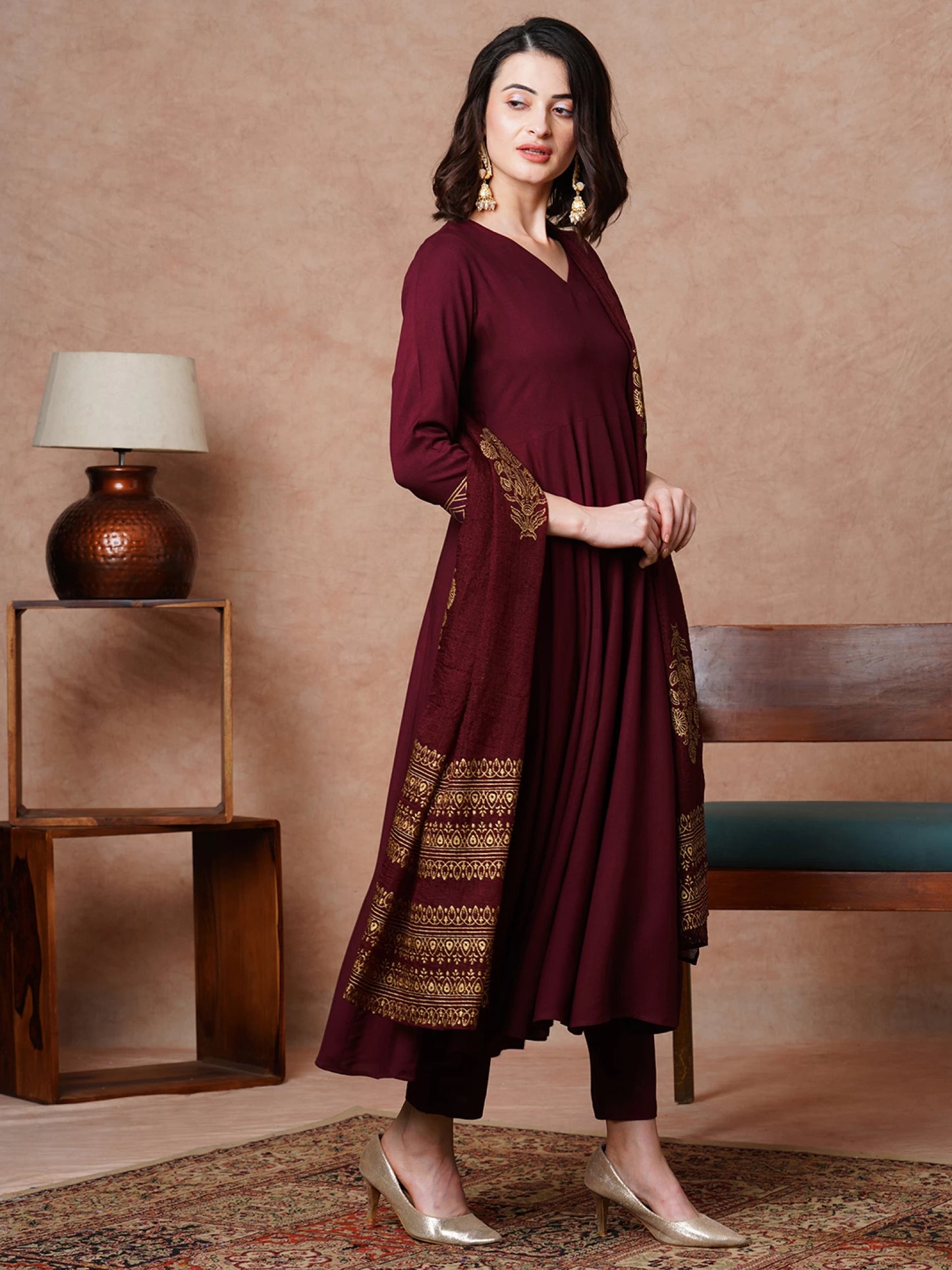 Women Maroon Cotton Rayon Kurti Pant Set