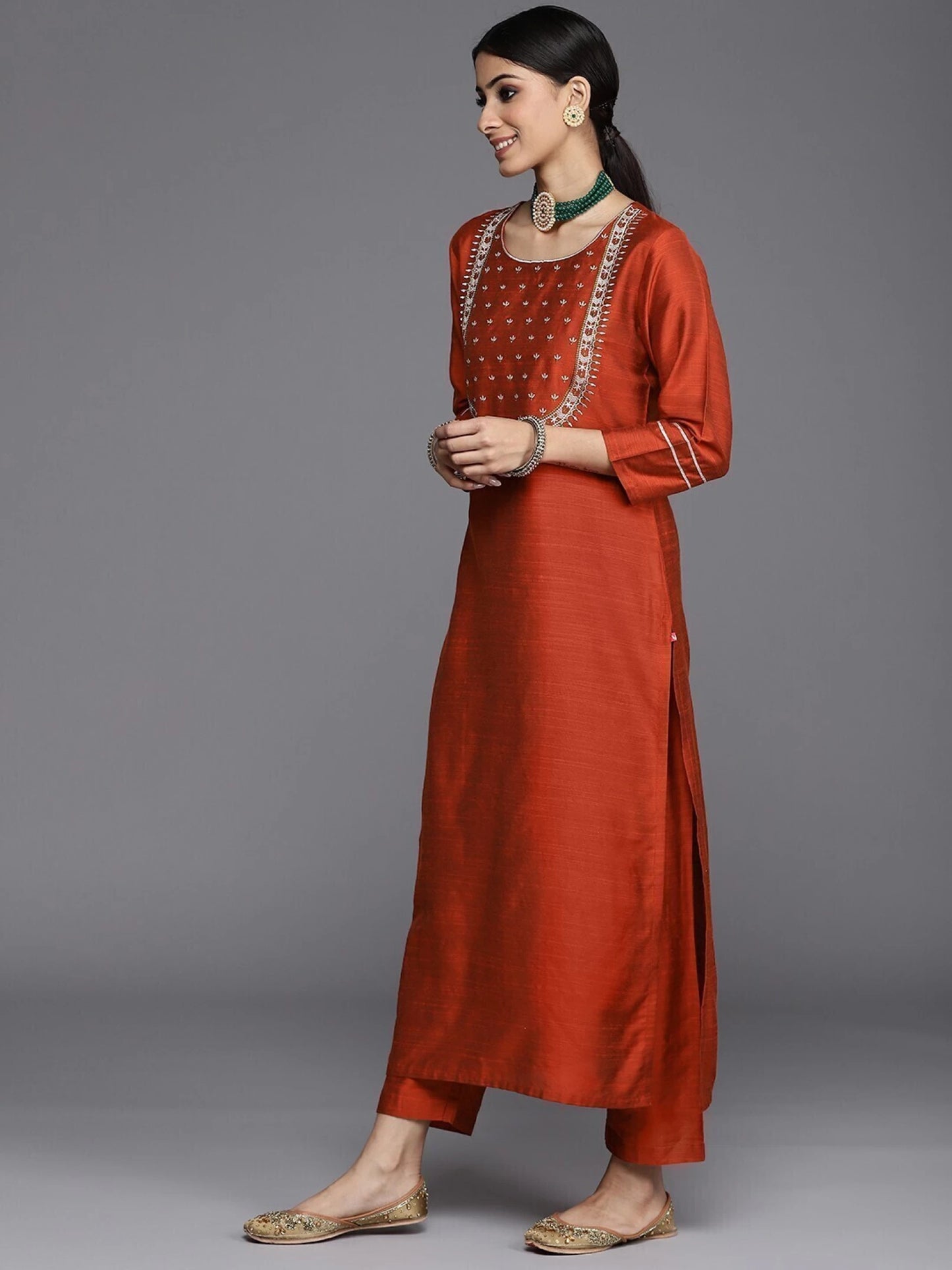 Women Orange Silk Blend Kurta set