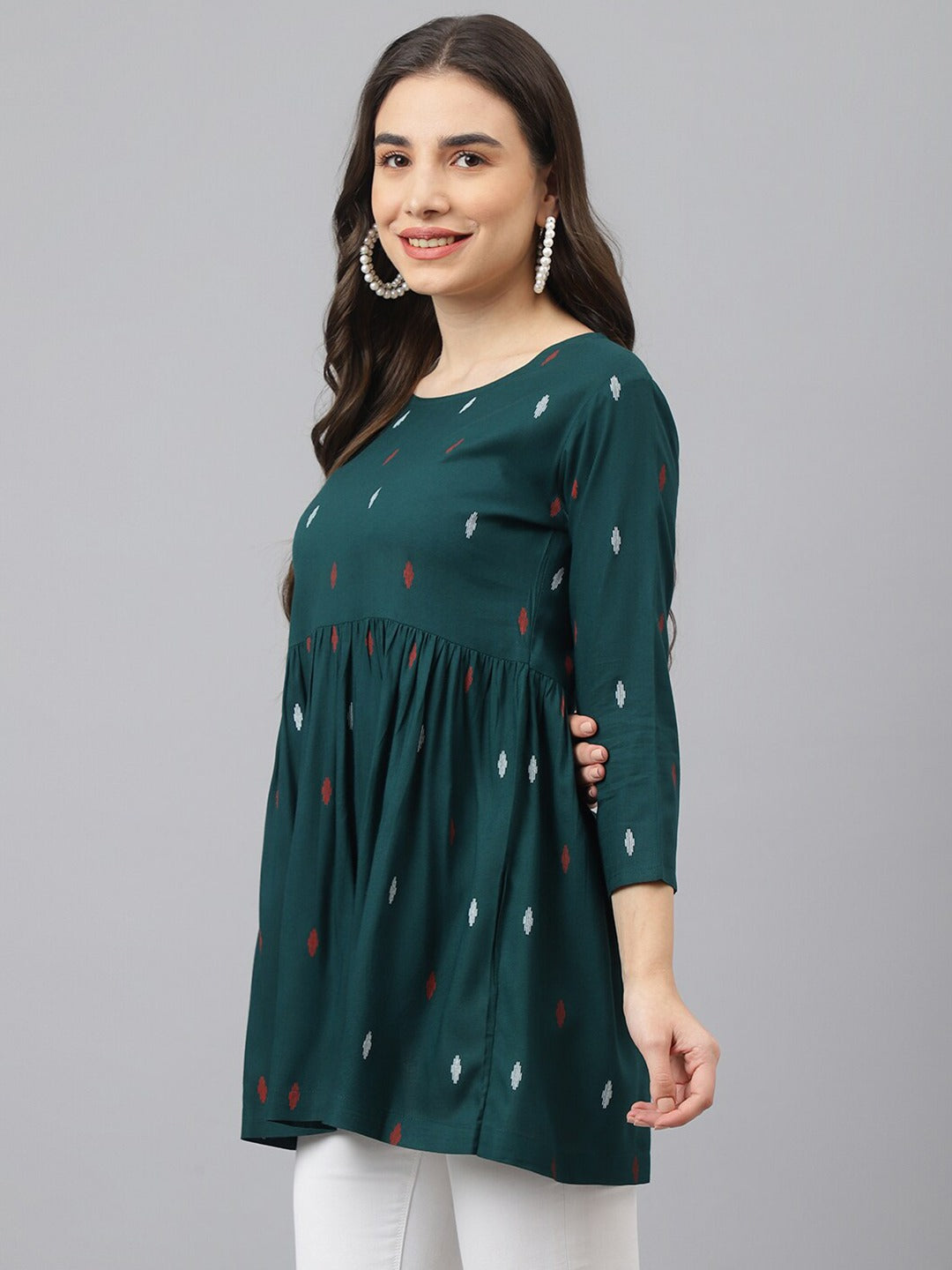 Women Green & White Print Empire Longline Top