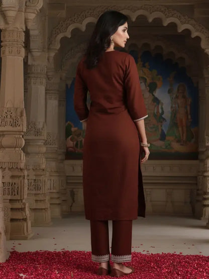 Women Silk Blend Kurta Pant Dupatta Set
