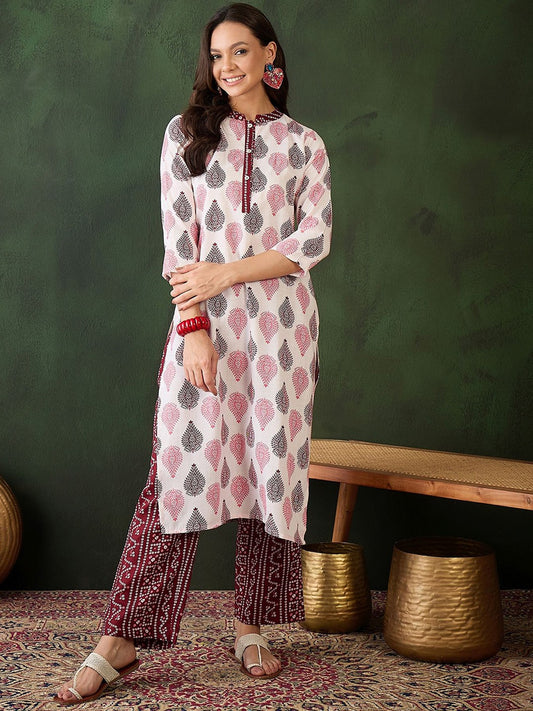Women Printed Three Quarter Sleeve Straight Kurta & Salwar