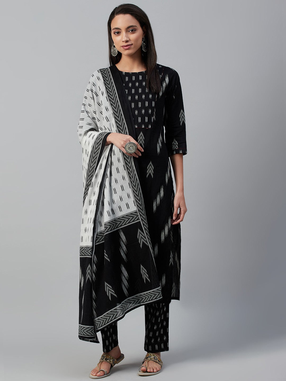 Women Black & White Pure Cotton Printed Kurta with Trousers & Dupatta