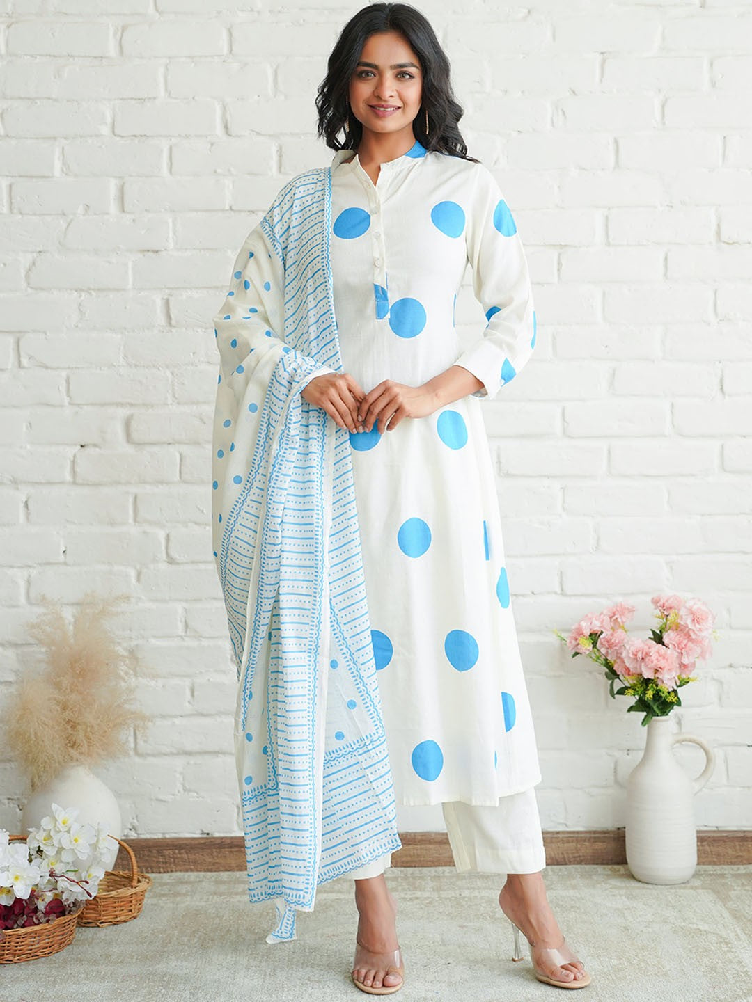 Women Printed Regular Kurti with Trousers & With Dupatta