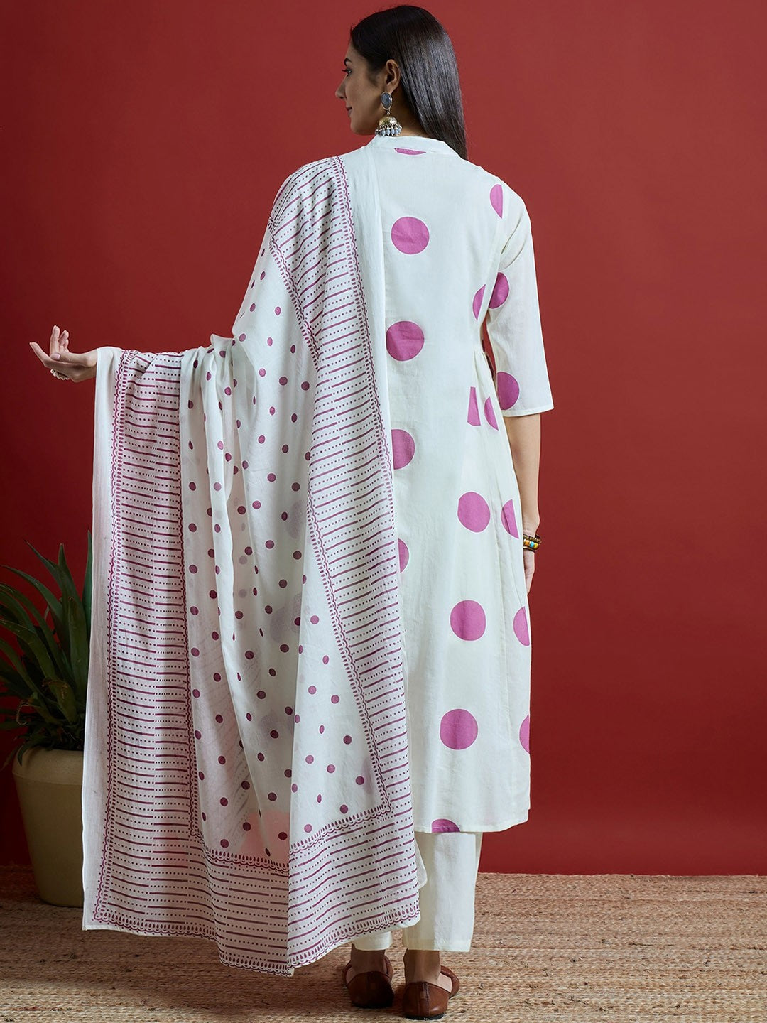 Magenta & Off White Geometric Printed Pure Cotton Kurta with Palazzos & With Dupatta