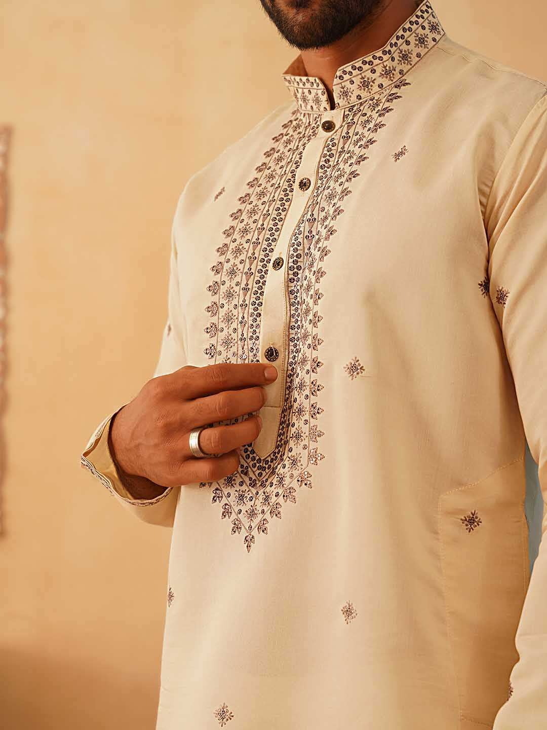 Men Embroidered Sequin Straight Kurta with Pyjamas