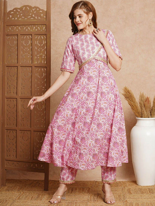 Women Floral Printed Regular Mirror Work Pure Cotton Kurta with Trousers