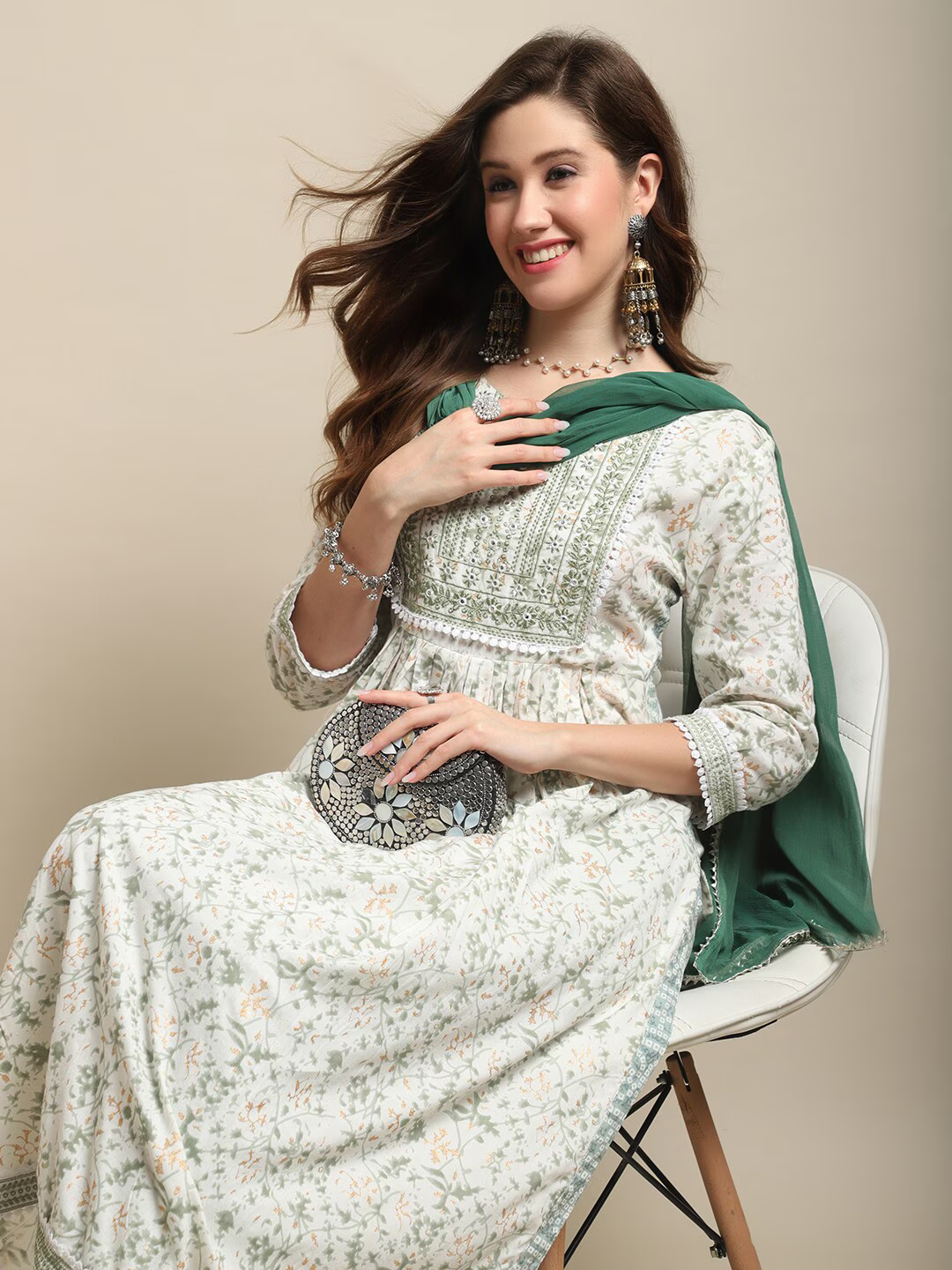 Floral Printed Embroiderd Kurta With Trouser Dupatta