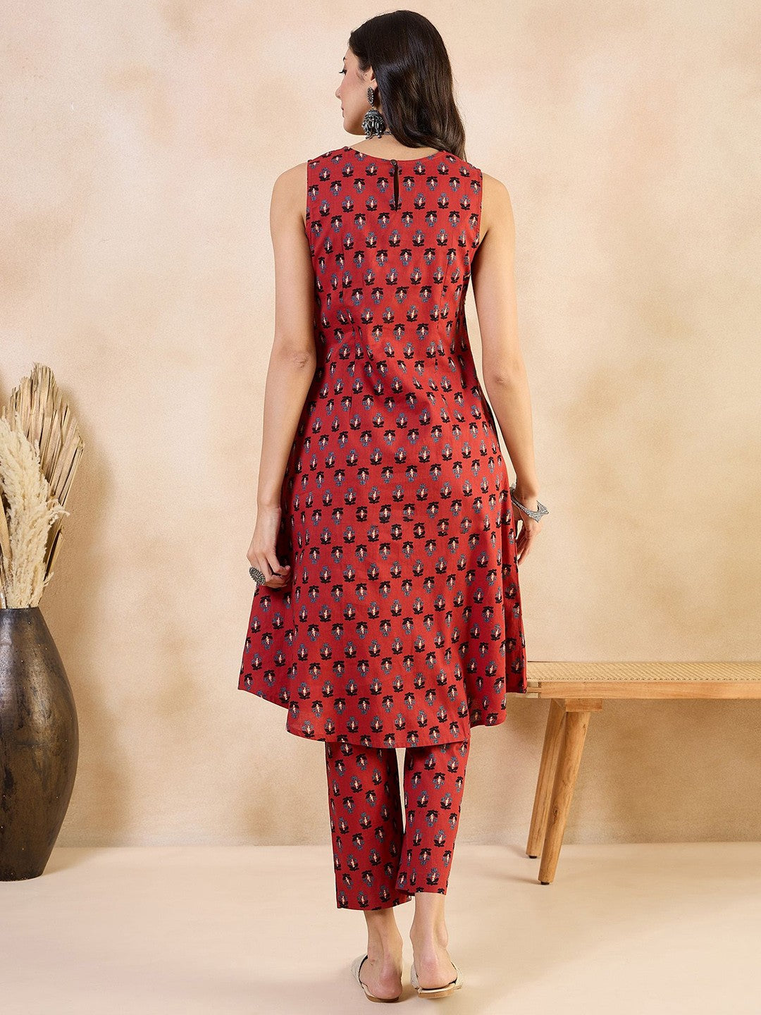 Floral Printed Round Neck Regular Pure Cotton A-Line Kurta With Trousers