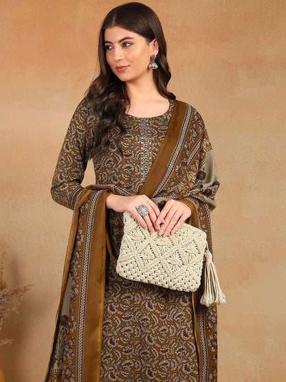 Floral Printed Thread Work Straight Kurta with Trousers & Dupatta