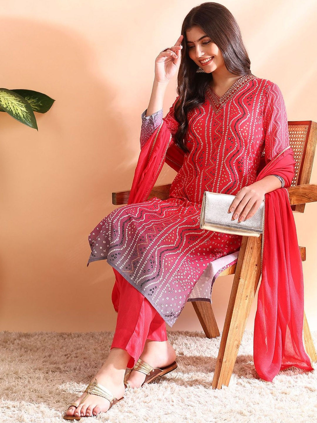 Women Bandhani Printed Regular Kurta with Trousers & With Dupatta