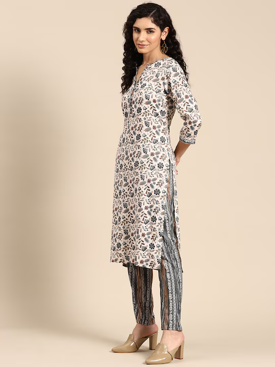 Women Floral Printed Regular Kurta with Trousers & With Dupatta