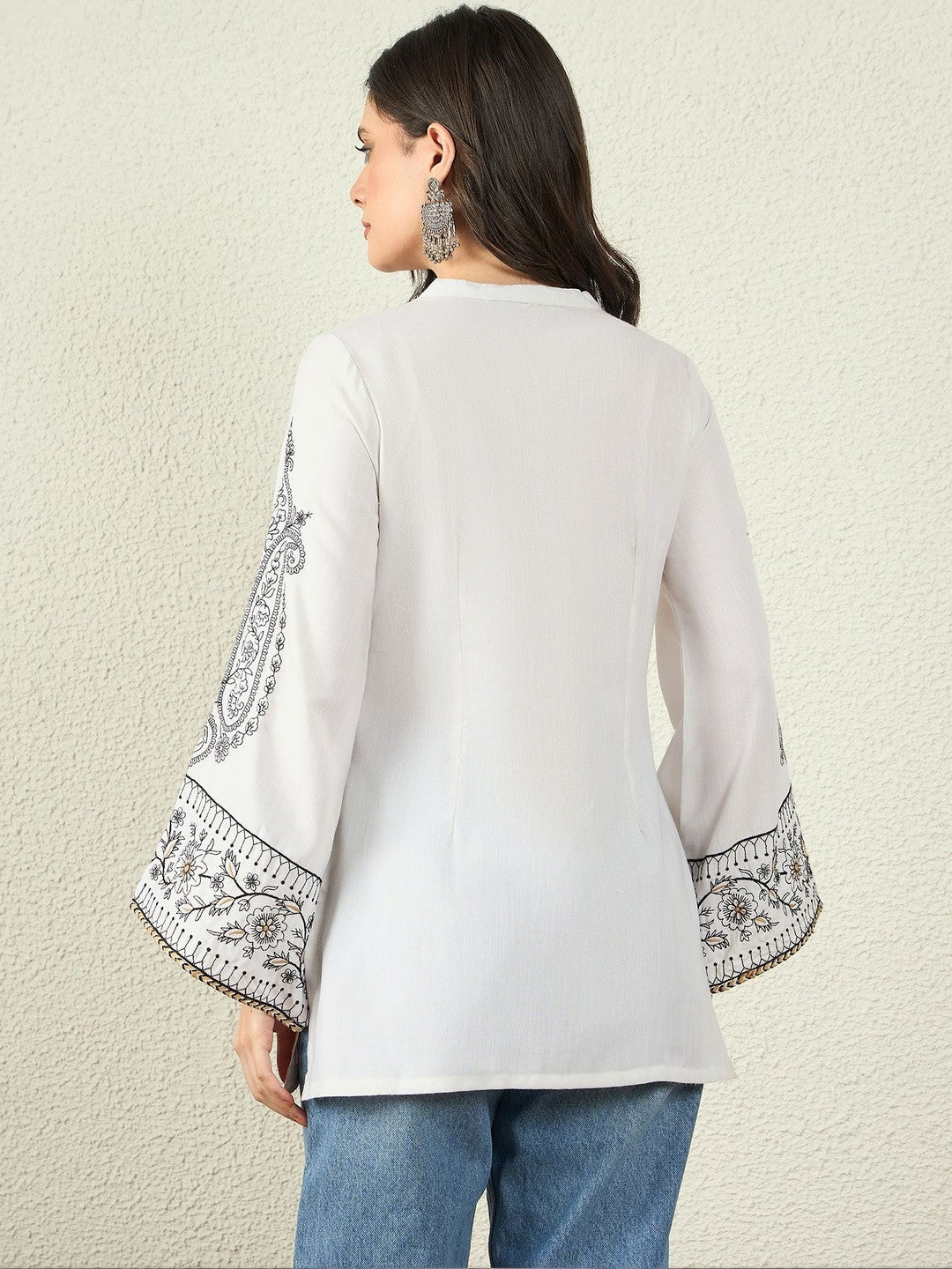 Ethnic Motifs Embroidered Thread Work Chanderi Silk Thread Work Kurti