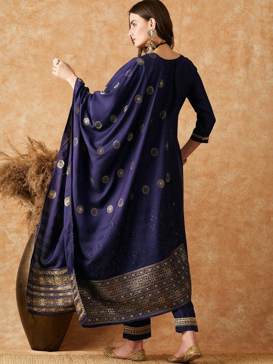 Ethnic Motifs Embroidered Sequinned Kurta With Trouser & Dupatta