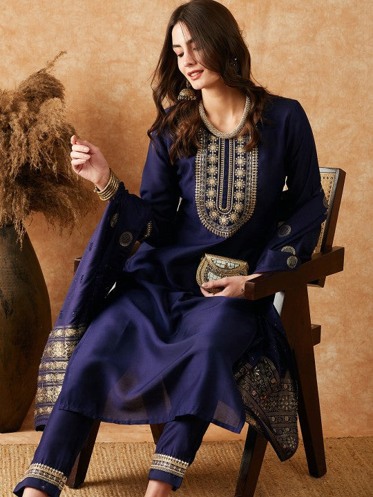 Ethnic Motifs Embroidered Sequinned Kurta With Trouser & Dupatta