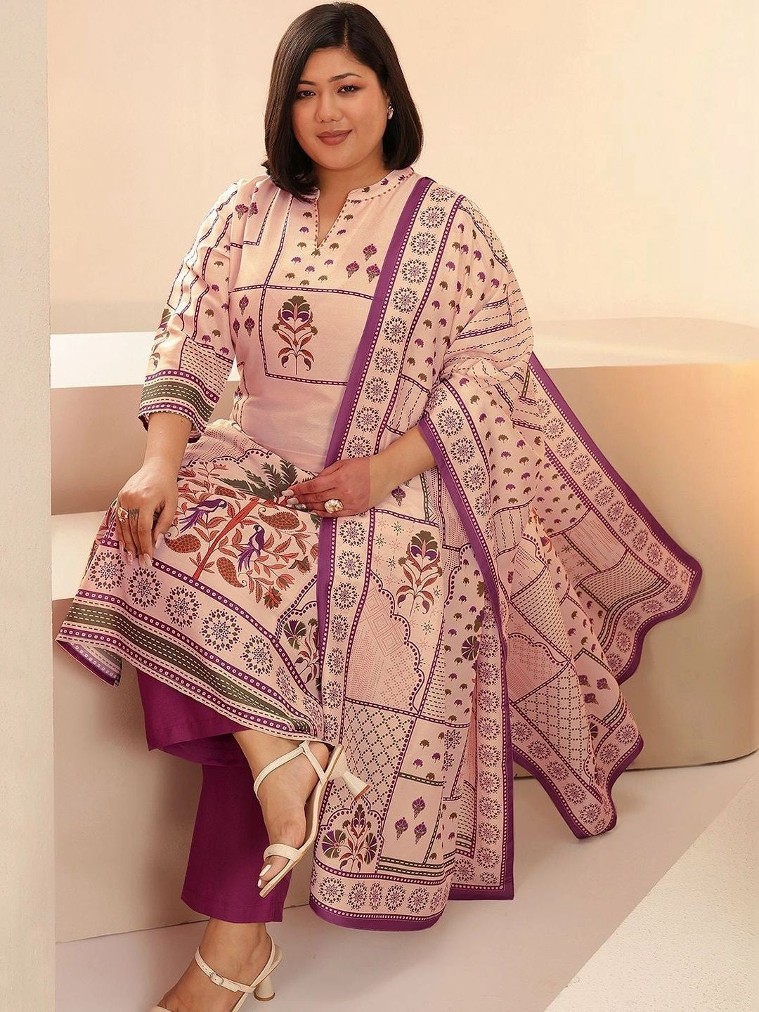 Women Ethnic Motifs Printed Regular Kurta with Trousers & With Dupatta