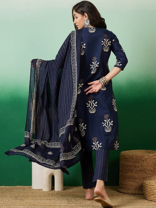 Notch Neck Printed Pure Cotton Kurta With Trousers & Dupatta