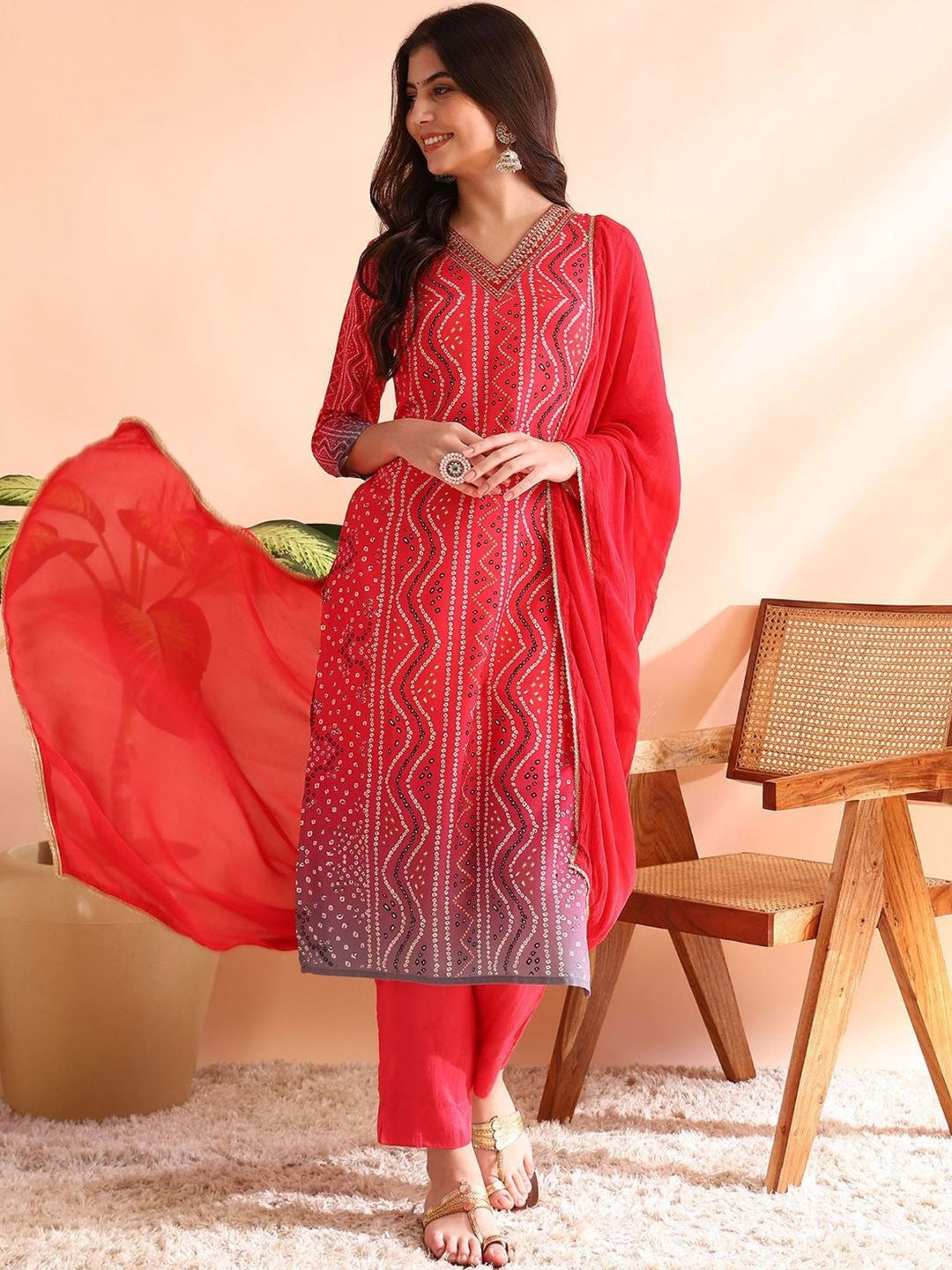 Women Bandhani Printed Regular Kurta with Trousers & With Dupatta