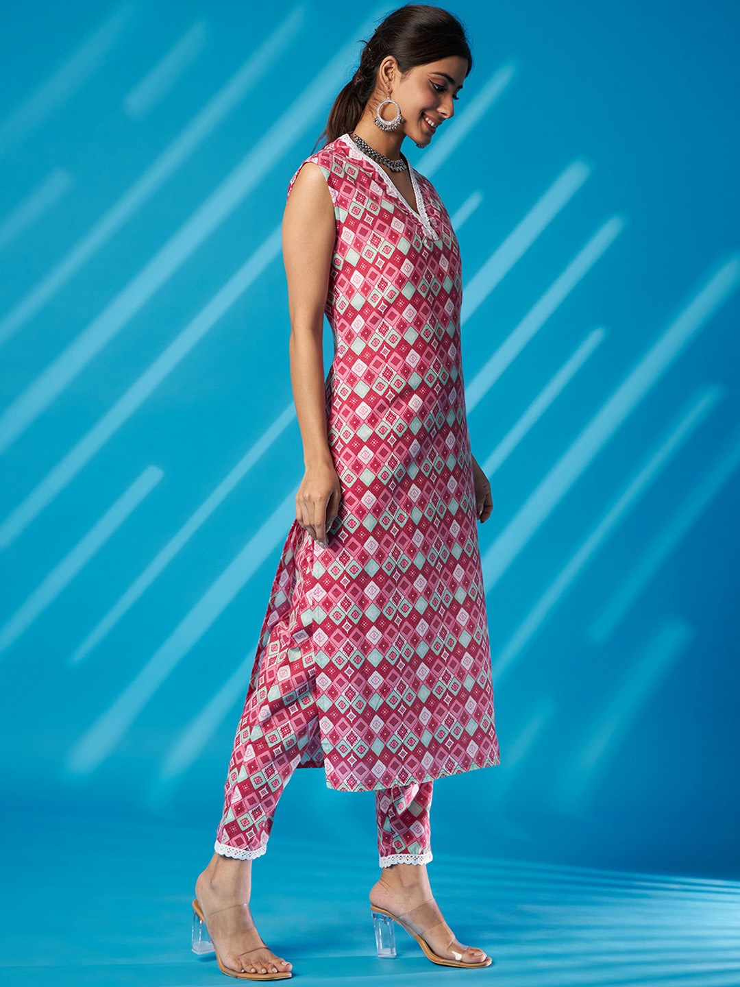 Ethnic Motifs Printed V-Neck Pure Cotton Straight Kurta With Trousers