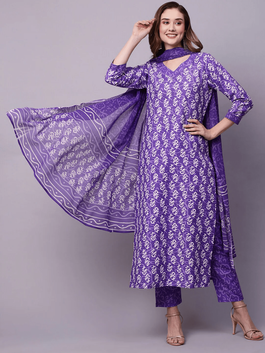 Ethnic Motifs Printed Kurta With Trousers & Dupatta