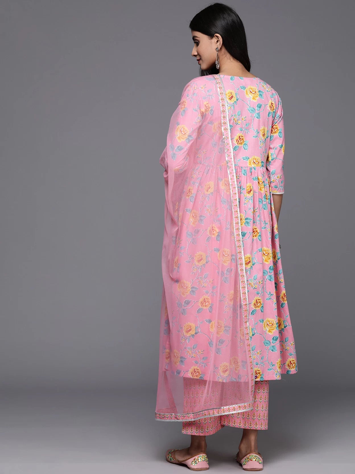 Women Pink Cotton Blend Kurta Set