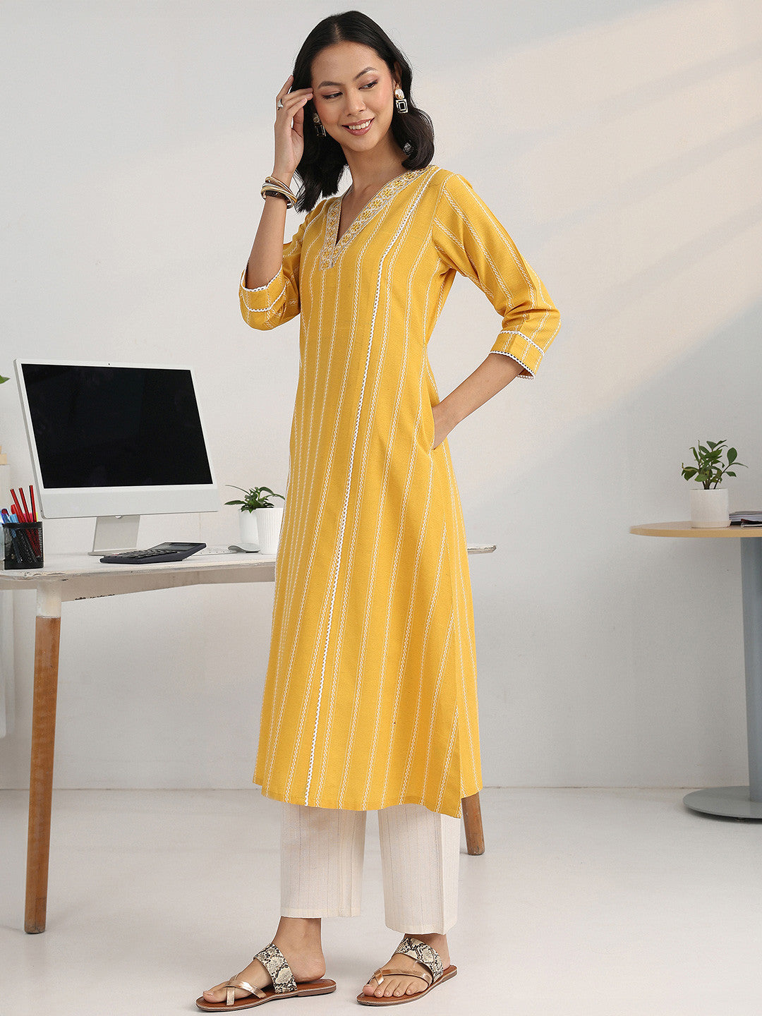 Women Striped Regular Thread Work Kurta with Trousers & With Dupatta