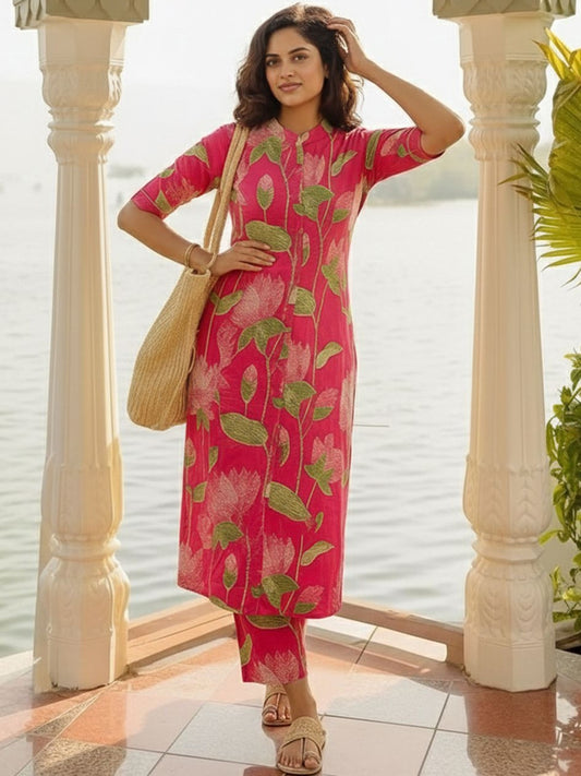 Women Floral Printed Regular Kurta with Trousers