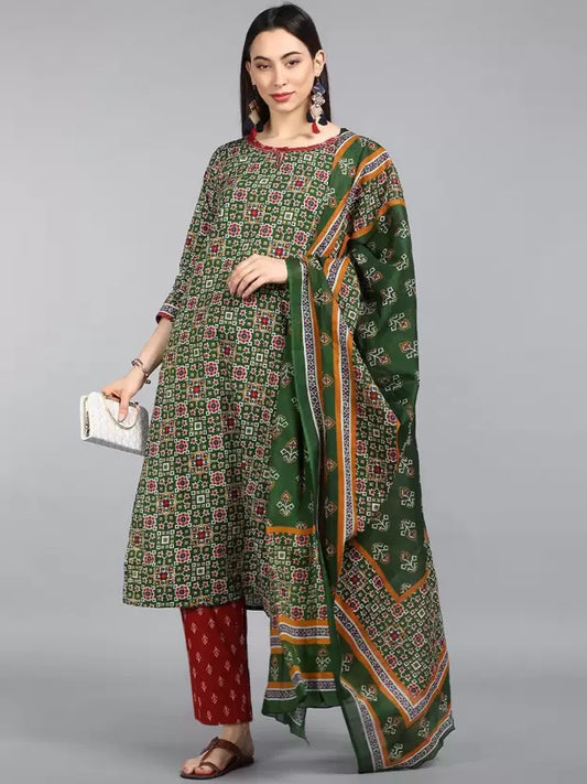 Women Green Pure Cotton Kurta Pant Dupatta Set