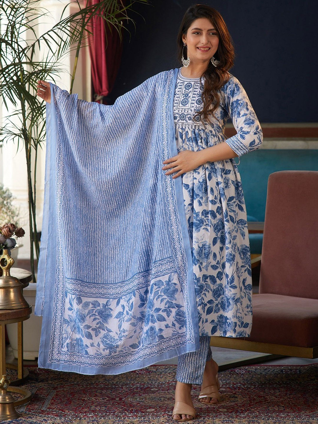 Women Ethnic Motifs Embroidered Regular Thread Work Kurta with Trousers & With Dupatta