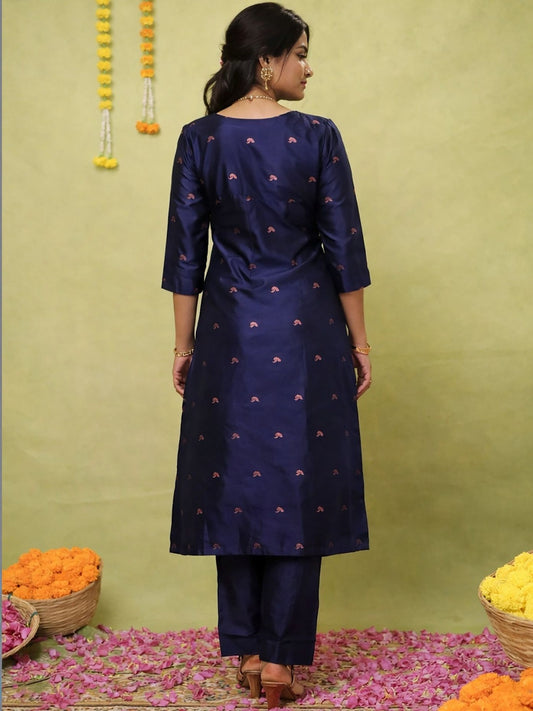 Women Regular Kurta with Trousers & With Dupatta