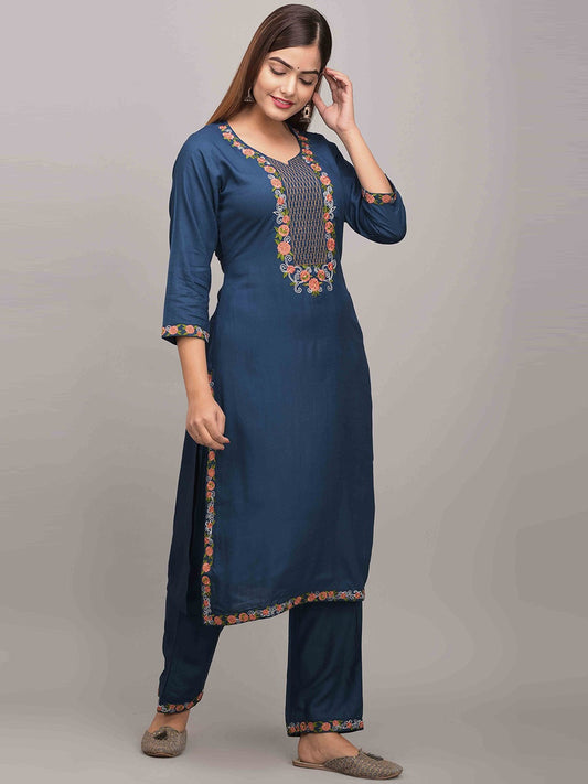 Women Teal Floral Embroidered Regular Kurta with Trousers