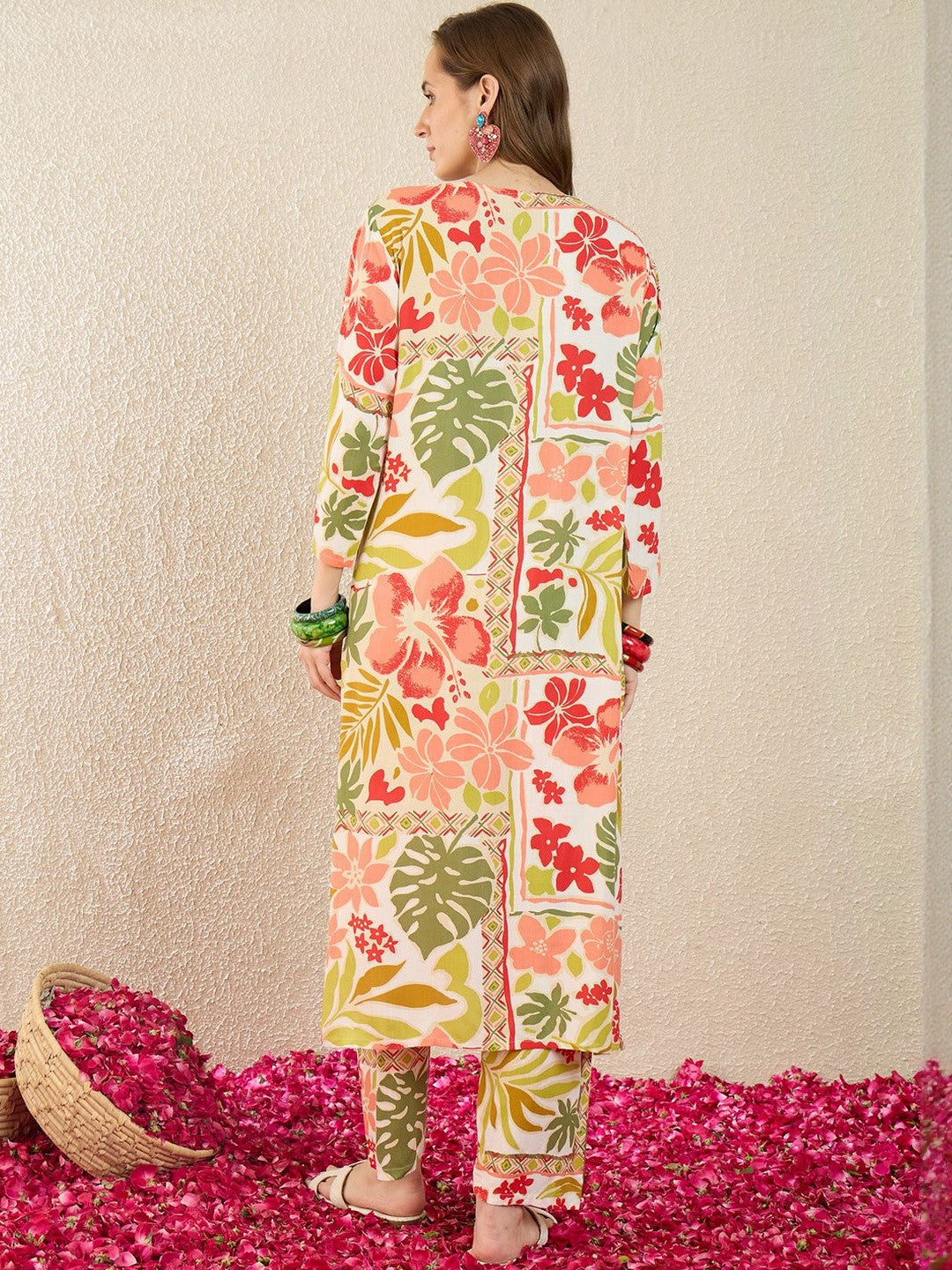 Floral Printed Round Neck Kurta With Trouser - Amy's Cart