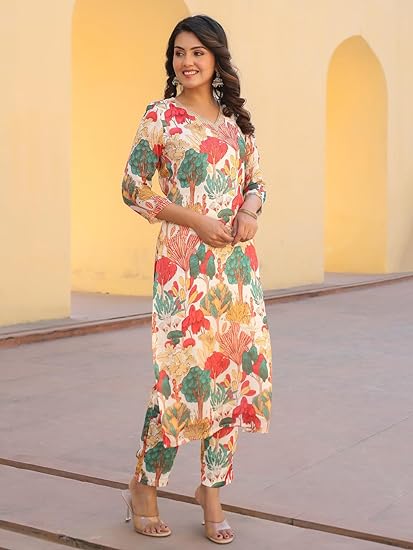 Women's Rayon Blend Kurta With Pant Set