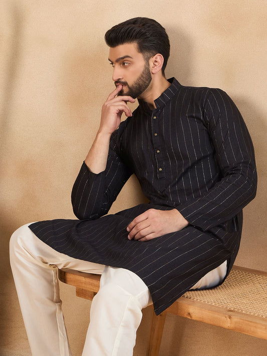 Men Thread Work Kurta