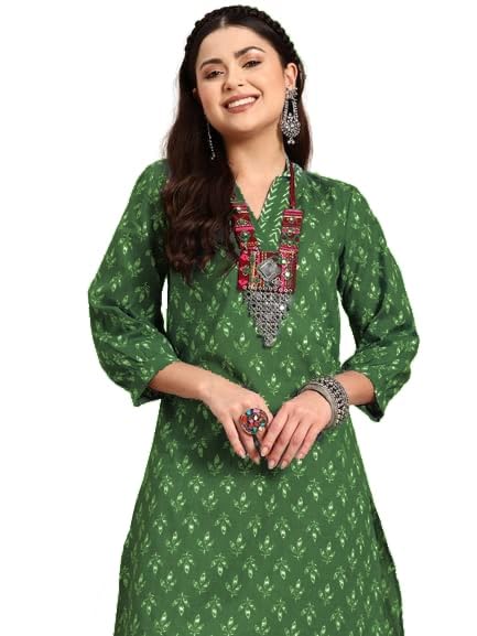 Womens Green Cotton Blend Kurta Set