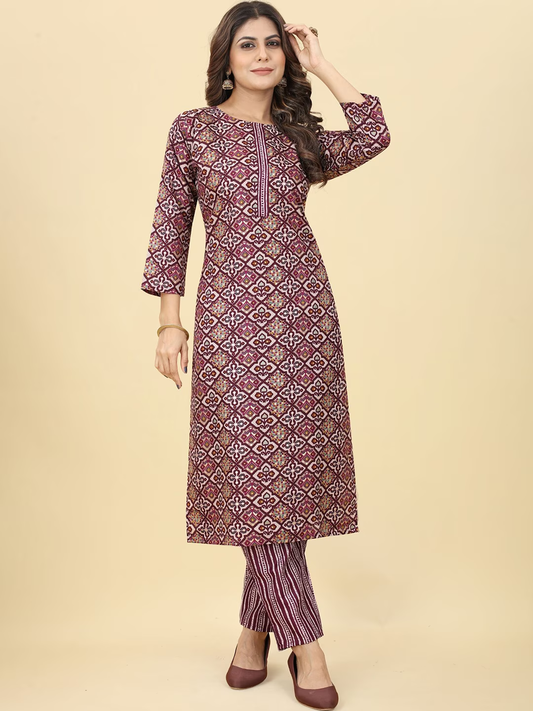 Women Ethnic Motif Printed Kurta With Trousers