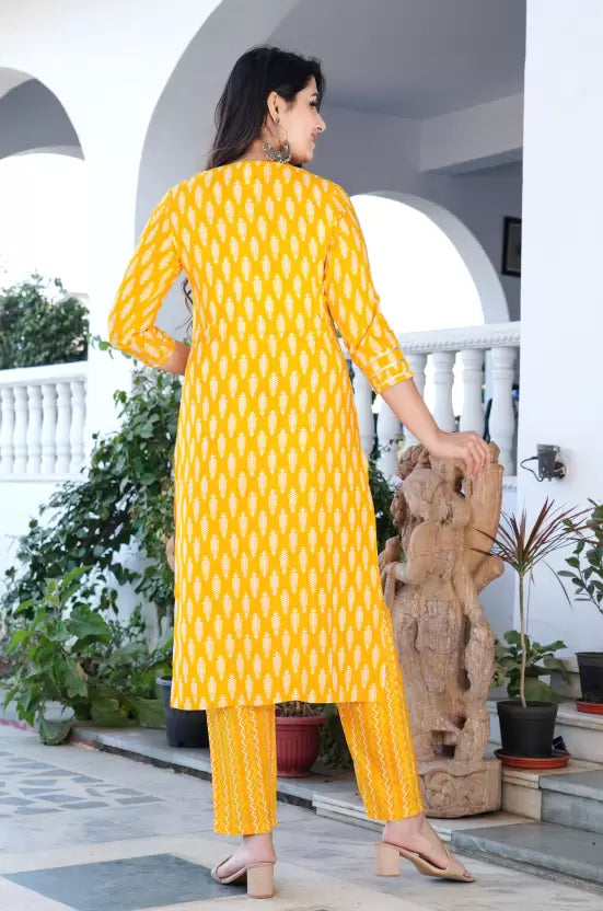 Women Yellow Viscose Rayon Kurta Pant Set