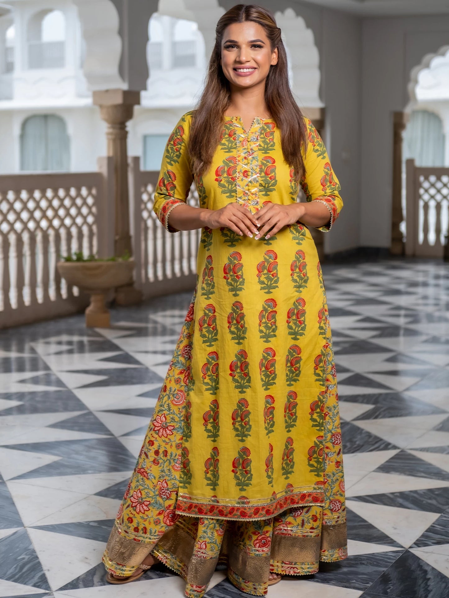 Women Pure Cotton Kurta Skirt Set