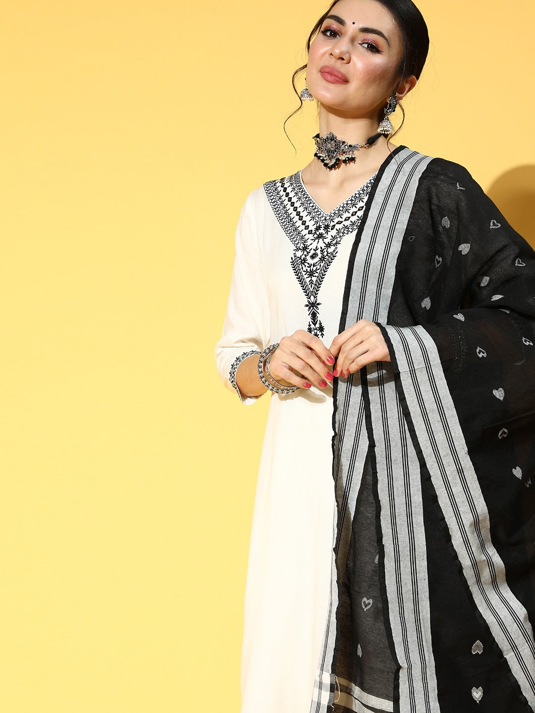 Ethnic Motifs Viscose Rayon Kurta Set